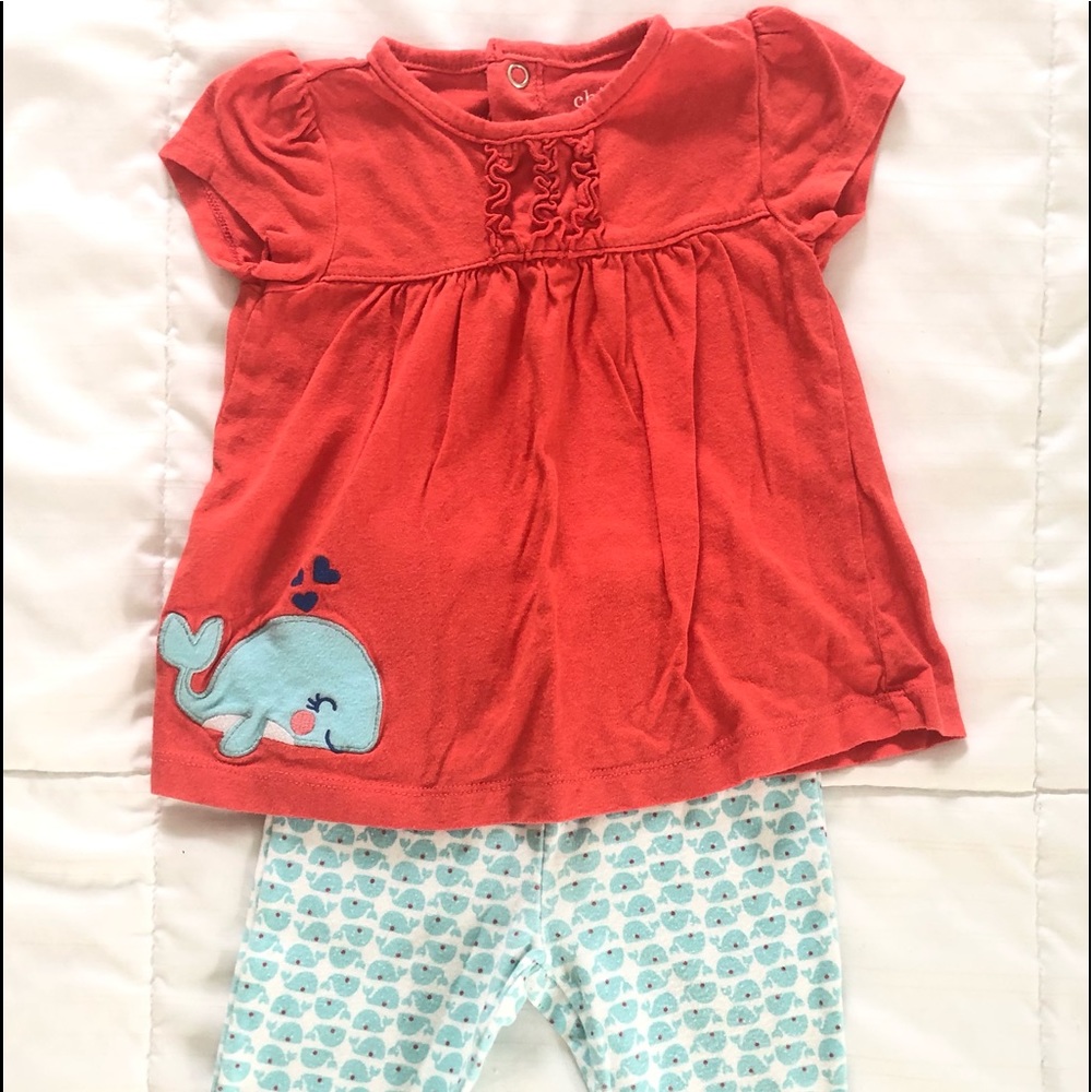 Carters baby girl 6–9 months two piece outfit